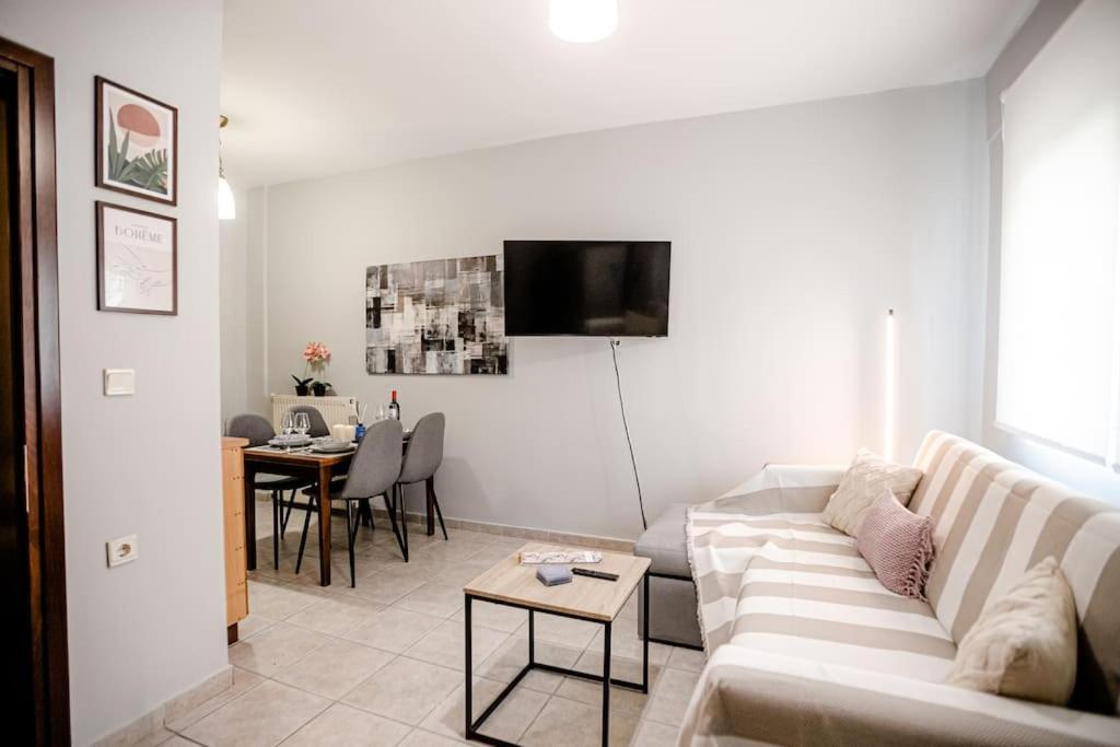 Hermes Modern Apartment 알렉산드로폴리스 외부 사진